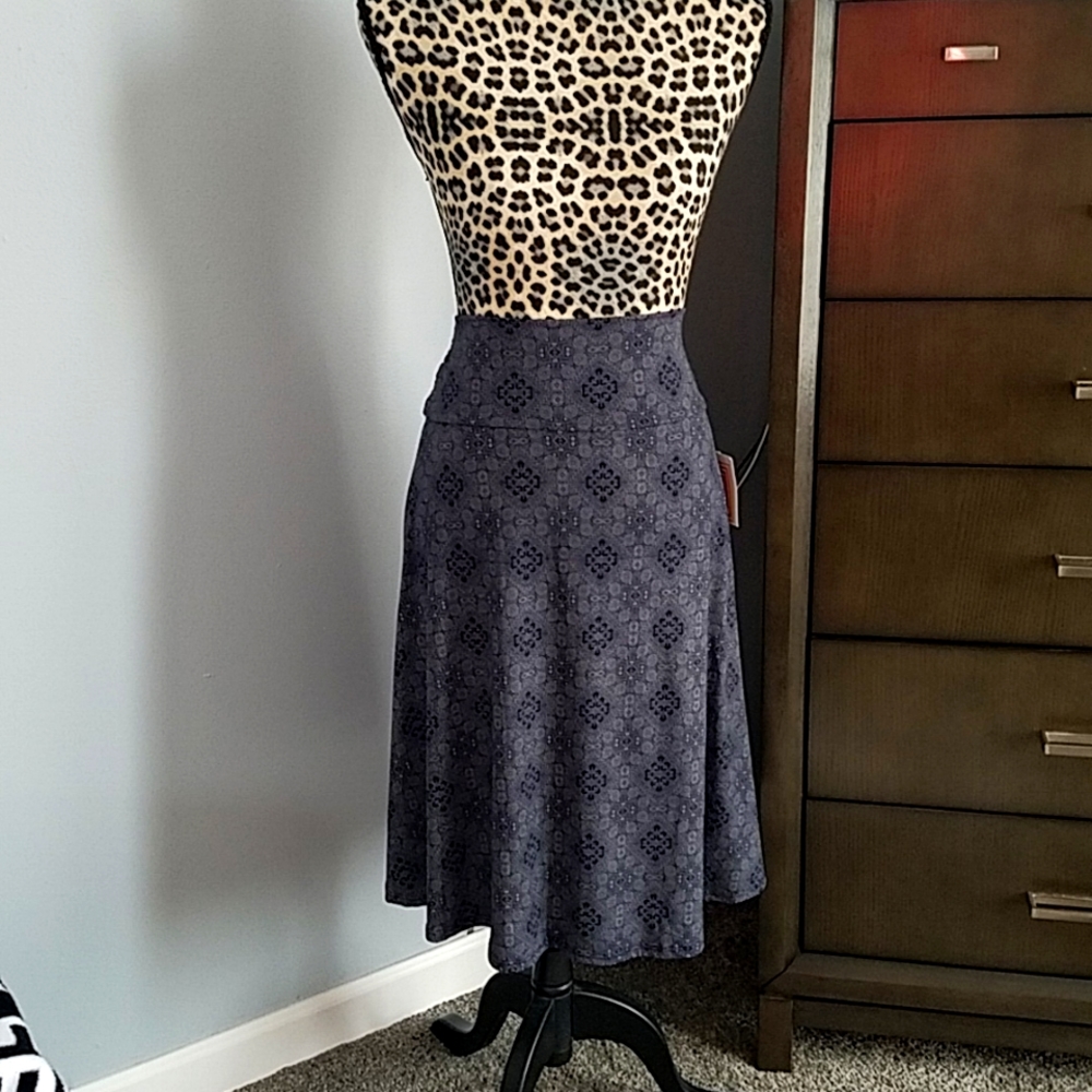 NWT LuLaRoe Azure skirt
